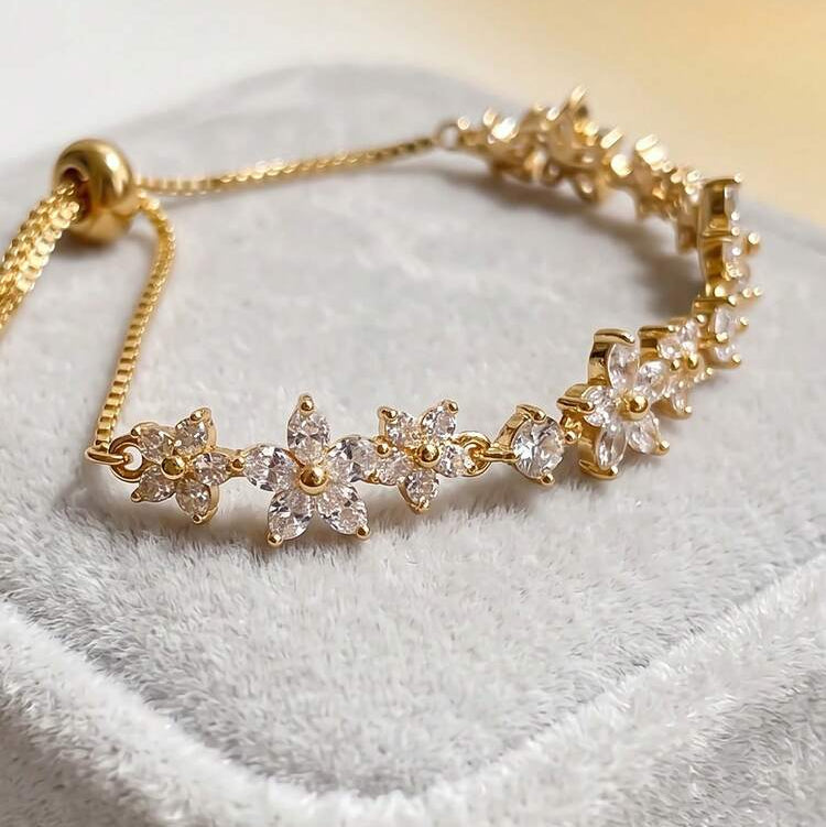 Fleur Chain Bracelet