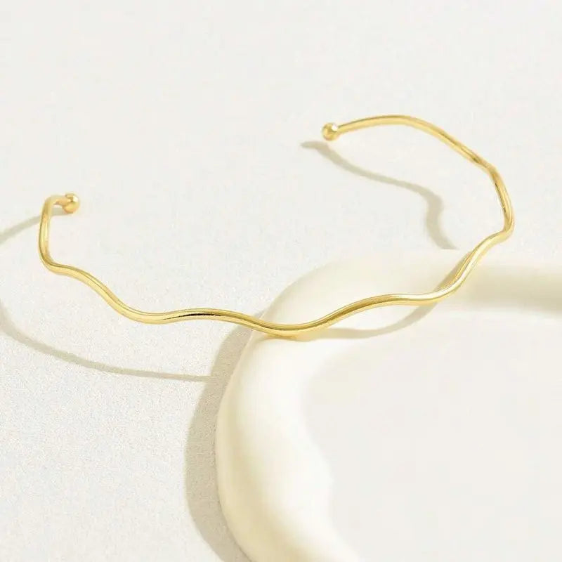 Sienna Vintage Neck Cuff