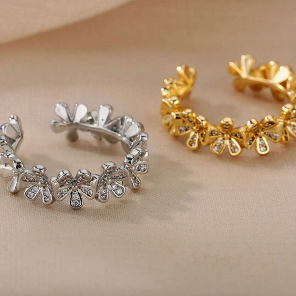 Amelia Daisy Ring