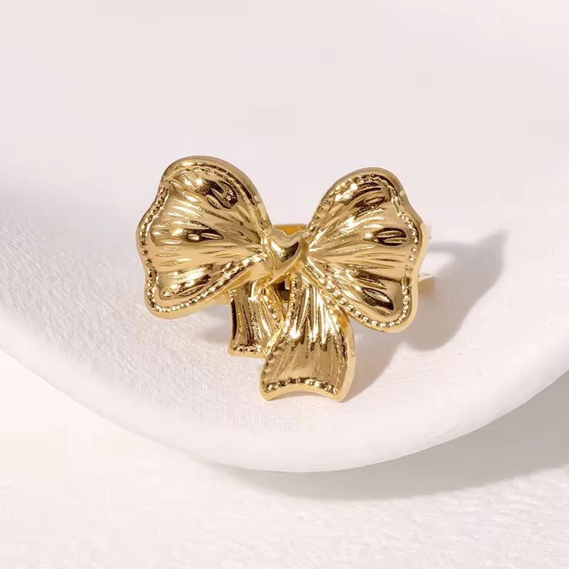 Colette Bow Ring